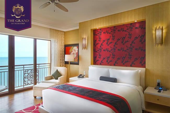 THE GRAND HỒ TRÀM STRIP 5*